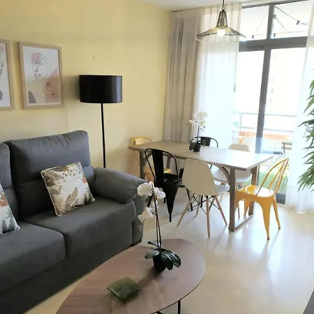 Junto Playa Levante Con Terraza Chill-out-2 Wcs-a Estrenar Gemelos 23 דירה בנידורם