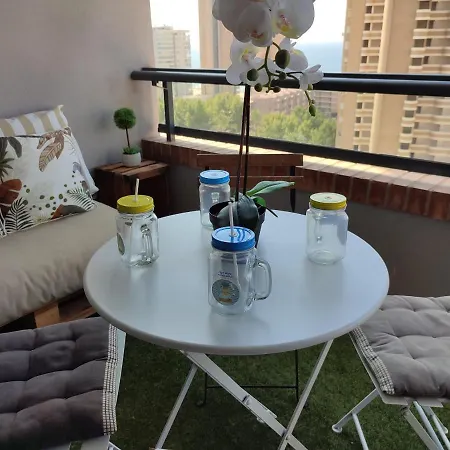 Junto Playa Levante Con Terraza Chill-out-2 Wcs-a Estrenar Gemelos 23 * בנידורם