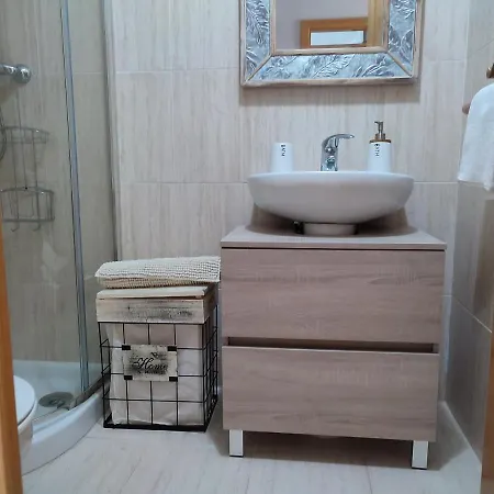 Junto Playa Levante Con Terraza Chill-out-2 Wcs-a Estrenar Gemelos 23 דירה